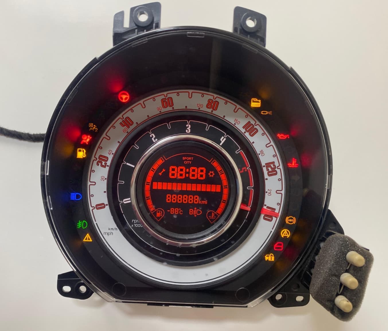735471896/503002124200 Fiat 500 Instrument Cluster (2008, 73k miles), photo 1 sur 6